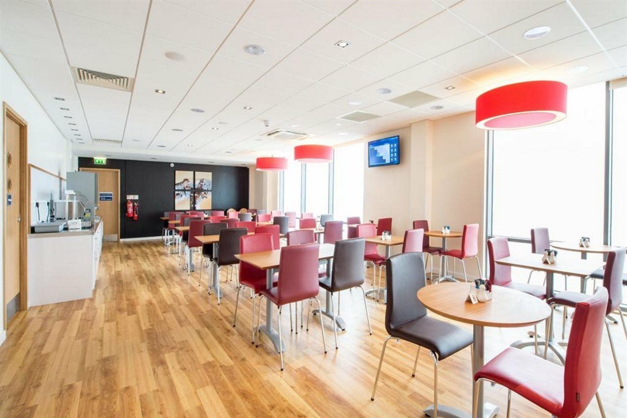 Travelodge London Greenwich High Road Bagian luar foto